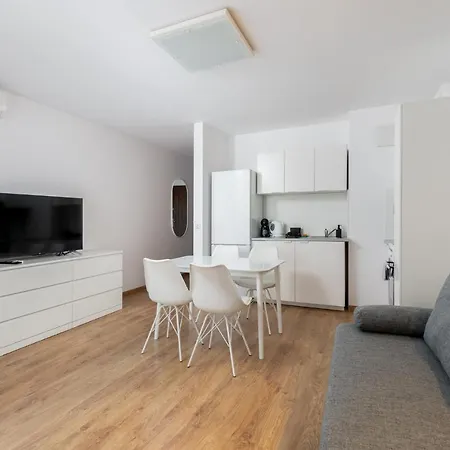 Gorka Narodowa Comfort Studio Apartment *