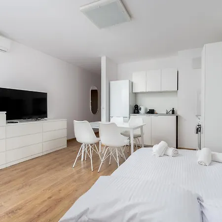 Apartment Gorka Narodowa Comfort Studio Krakow